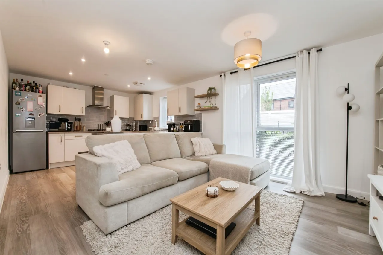 Ellacott Road, Matford, EX2, photo 2