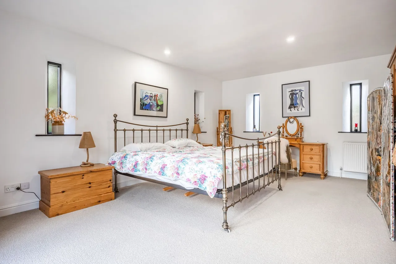 A Characterful Country Home in Hempstead, photo 11