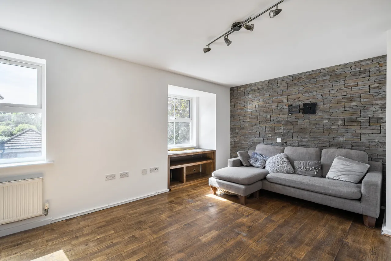Coppetts Road, London, N10, photo 11