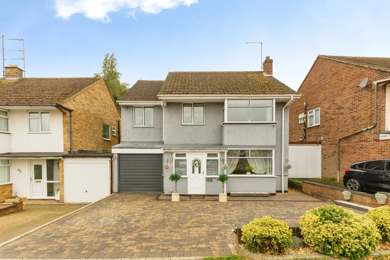 5 bed house for sale, Cotswold Avenue, Northampton, NN5