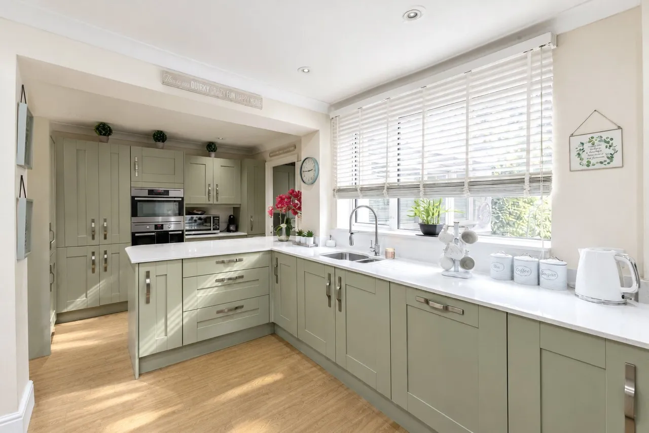 Cotswold Avenue, Northampton, NN5, photo 6