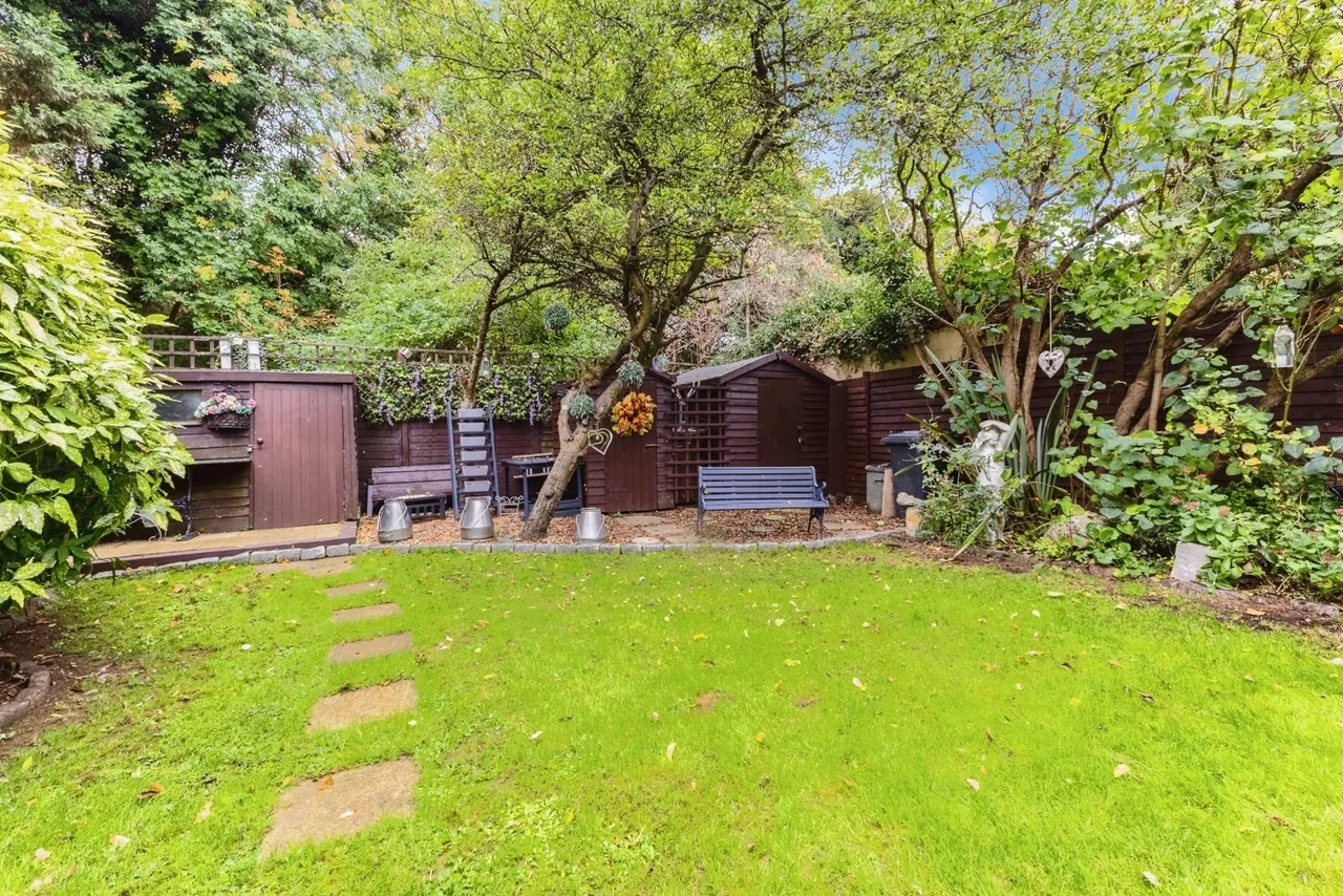 Cotswold Avenue, Northampton, NN5, photo 21