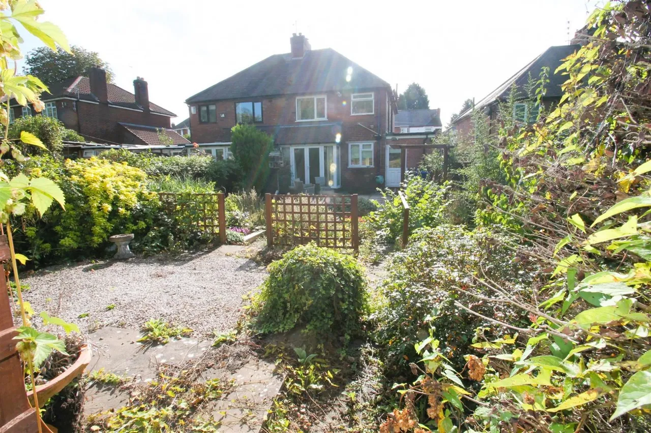 Stourbridge Road, Halesowen, photo 10