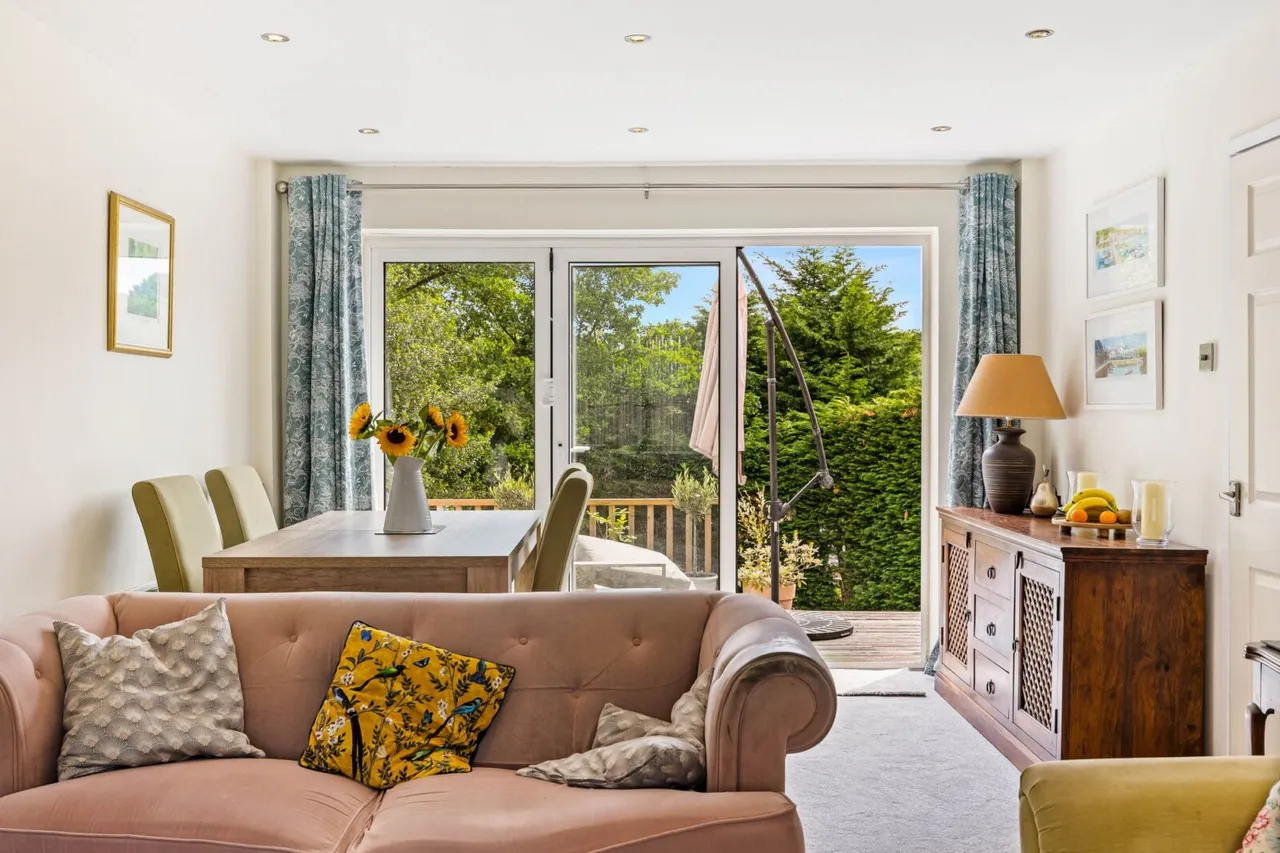Lancaster Drive, East Grinstead, RH19, photo 9