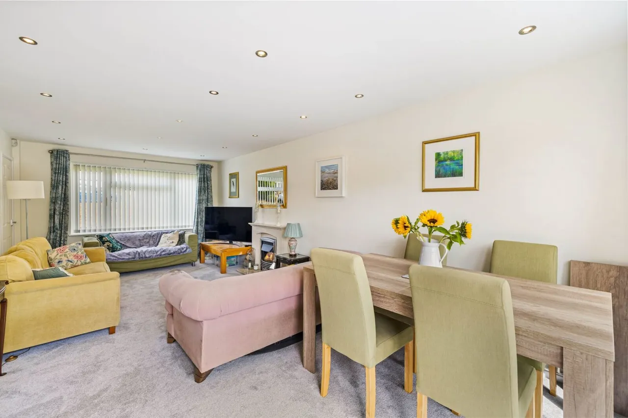 Lancaster Drive, East Grinstead, RH19, photo 10