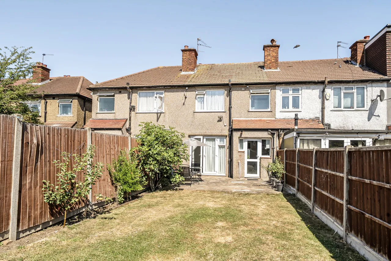 Thistledene Avenue, Harrow, HA2, photo 15