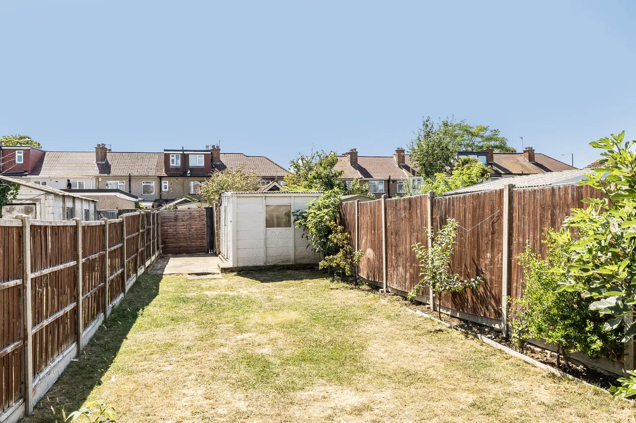 Thistledene Avenue, Harrow, HA2, photo 16