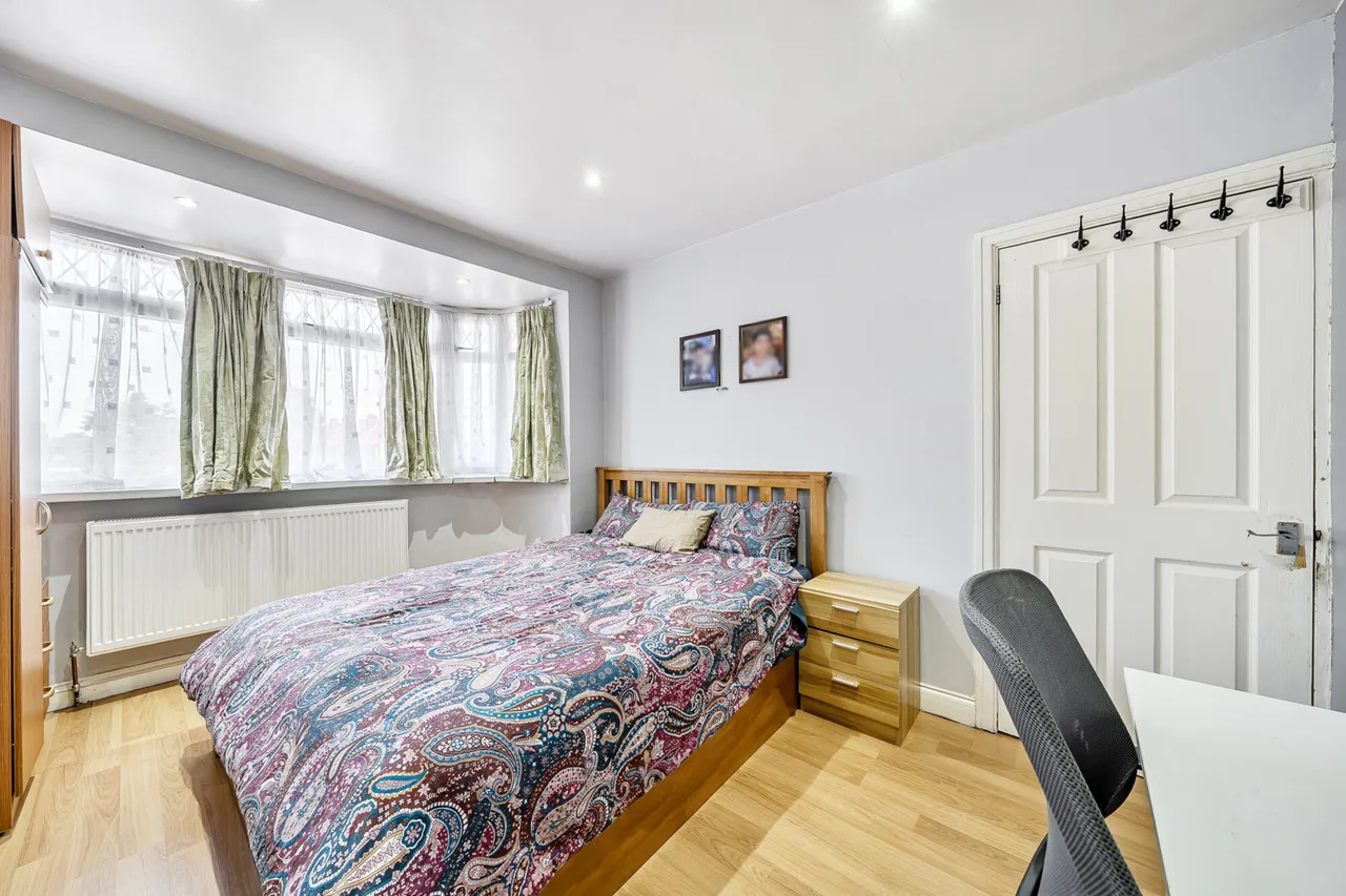 Thistledene Avenue, Harrow, HA2, photo 6