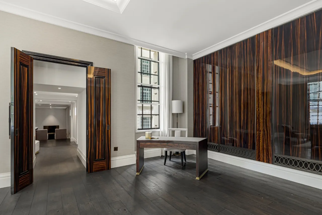 Corinthia Residences, Whitehall Place, Whitehall, London, photo 11