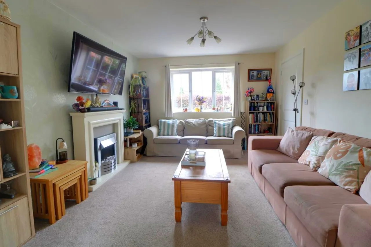 Robin Avenue, Harleston, photo 9