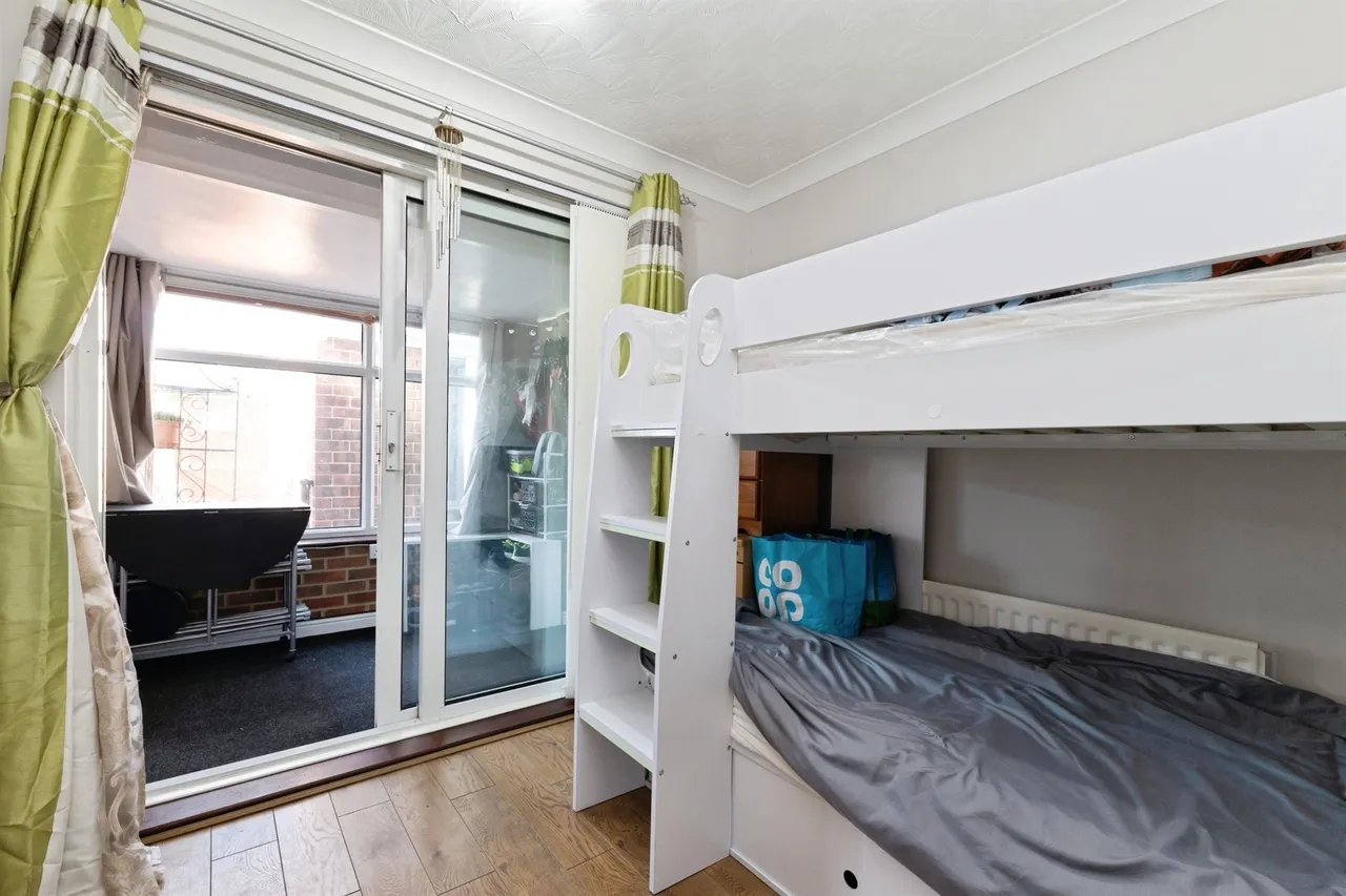 Pembroke Way, Redcar, TS10, photo 11