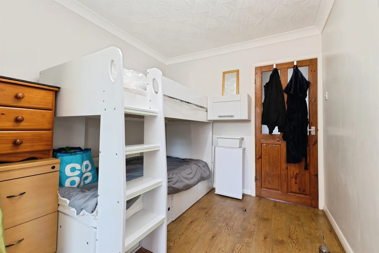 Pembroke Way, Redcar, TS10, photo 10