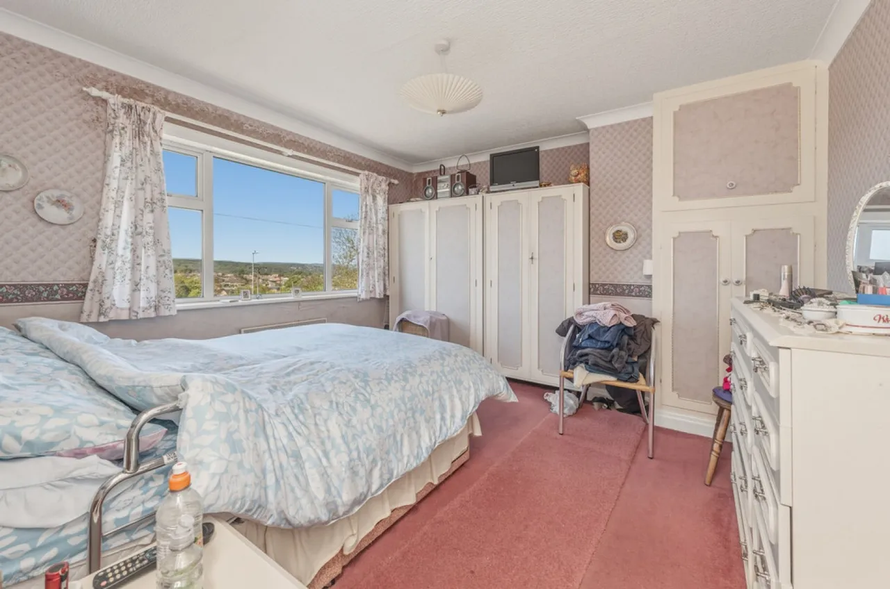 Turnshaws Avenue, Kirkburton, HD8, photo 7