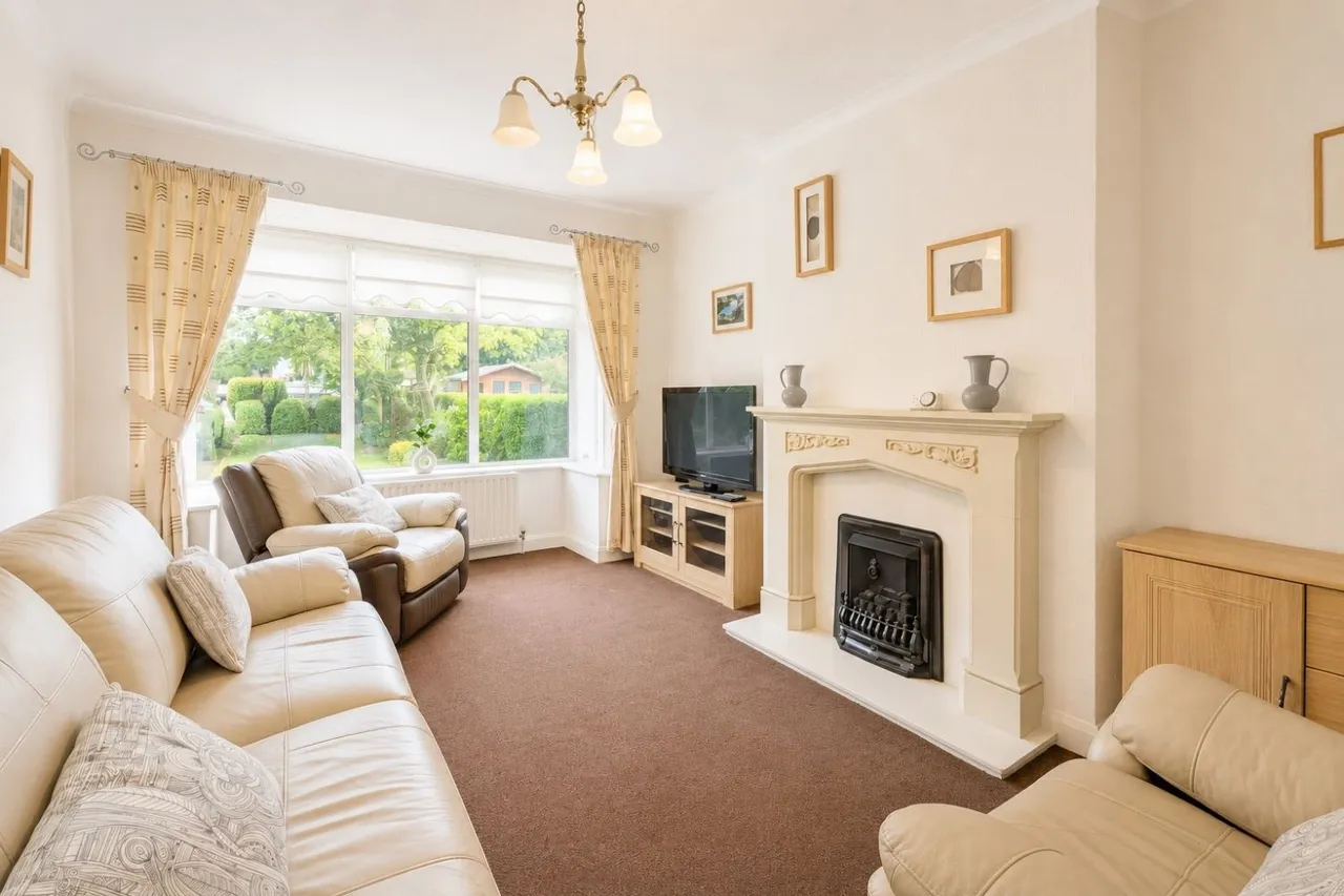 Huddersfield Road, Brighouse, HD6, photo 11