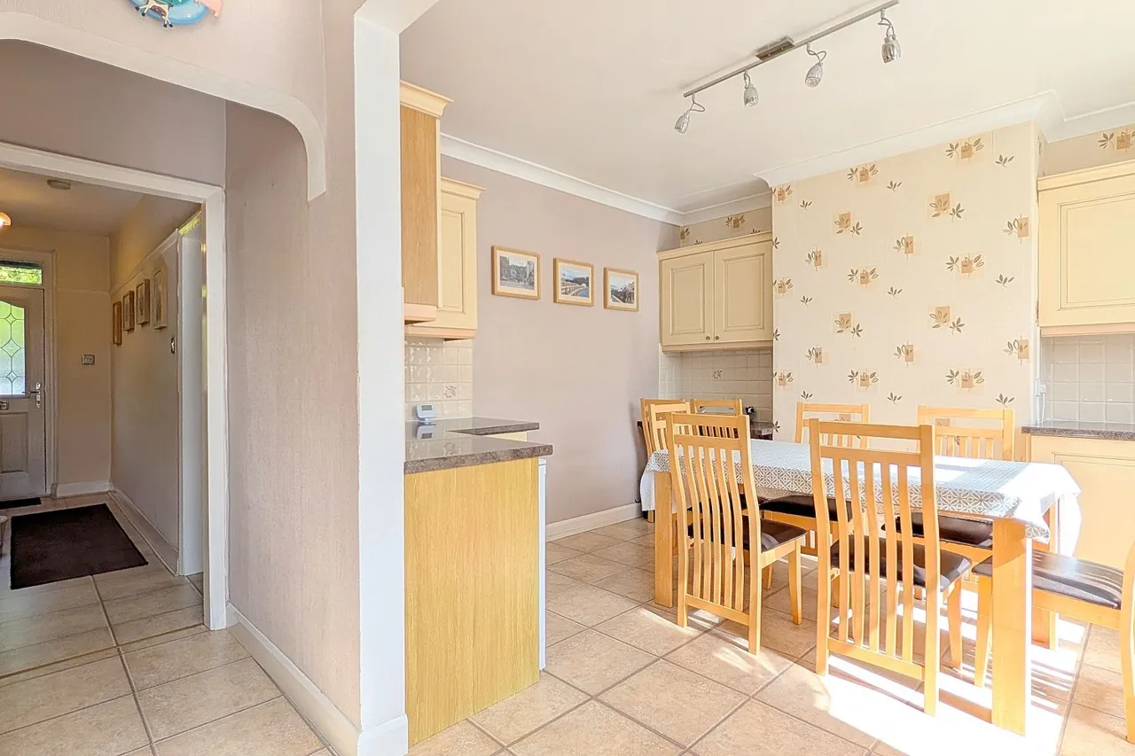Huddersfield Road, Brighouse, HD6, photo 4