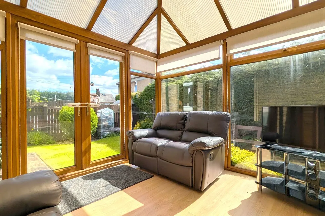 Huddersfield Road, Brighouse, HD6, photo 23