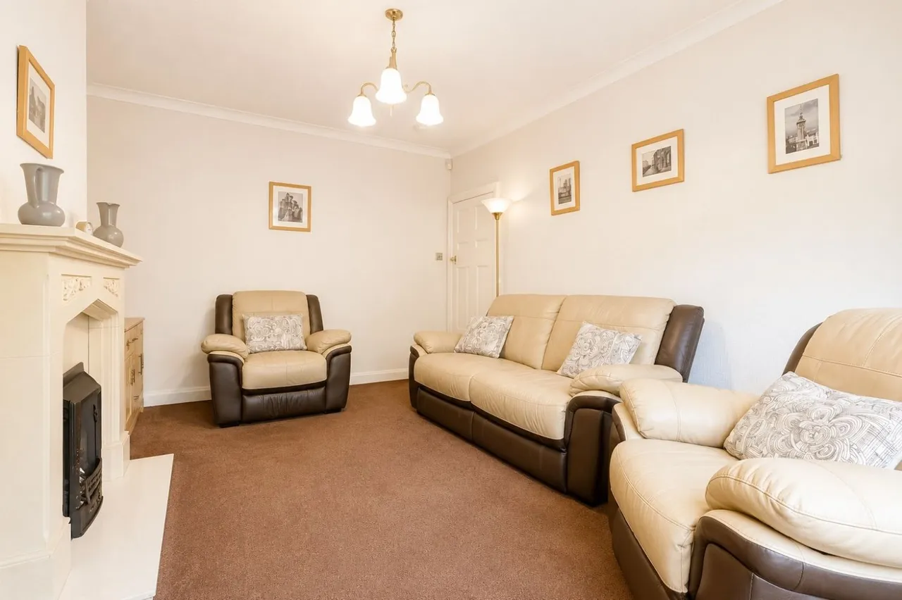 Huddersfield Road, Brighouse, HD6, photo 10