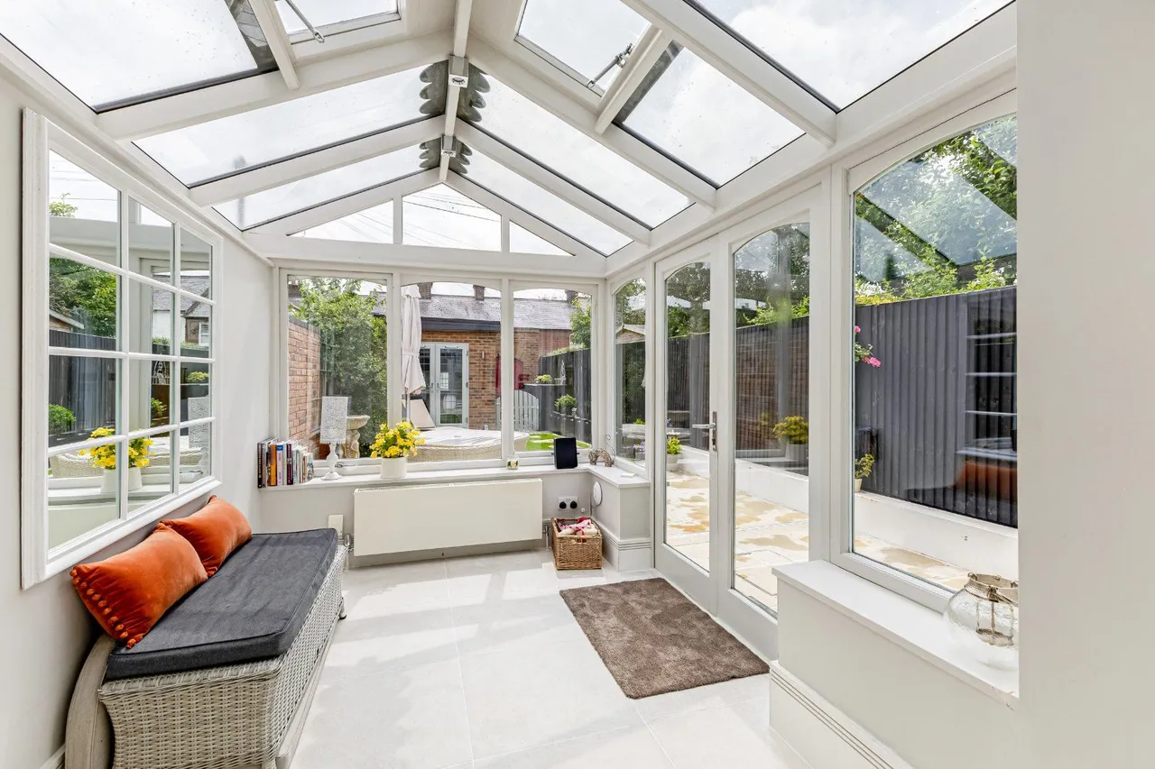 East Common, Harpenden, Hertfordshire, AL5 1BJ, photo 4