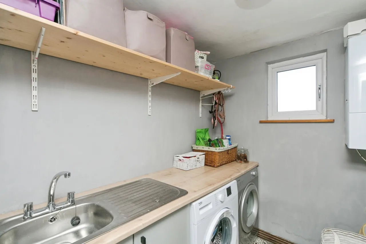 St. Davids Road, Old Colwyn, LL29, photo 18