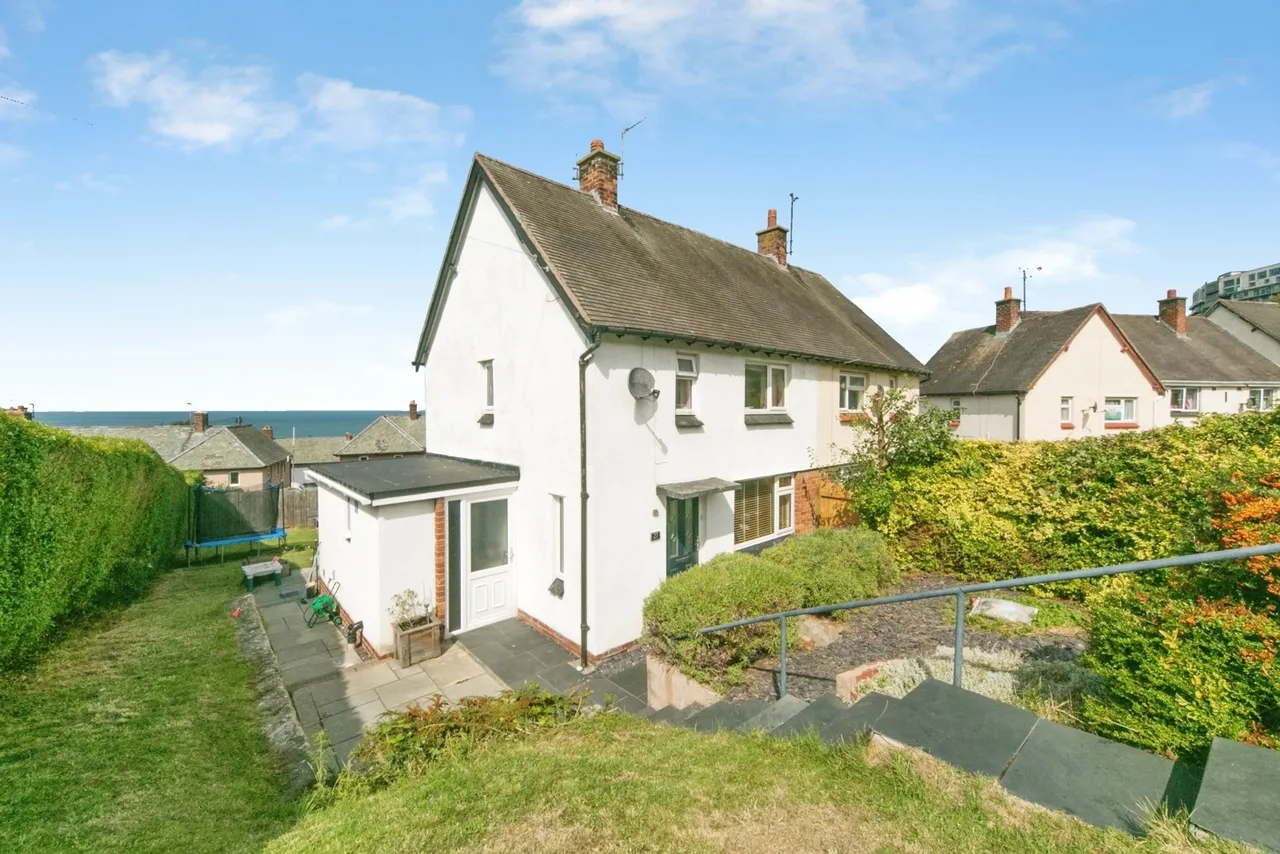 2 bed house for sale, St. Davids Road, Old Colwyn, LL29
