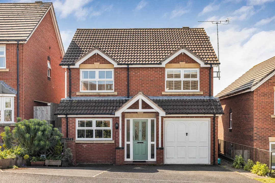 4 bed house for sale — Godiva Road, Leominster, Herefordshire, HR6 8UQ