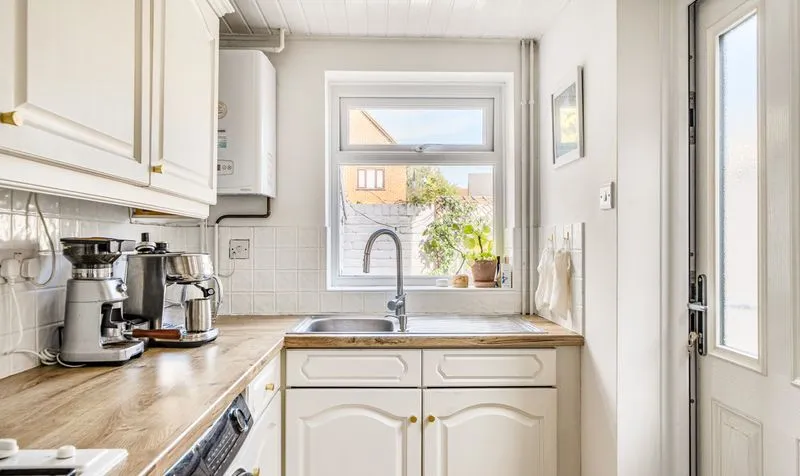 Middle Road, Leatherhead, KT22, photo 6