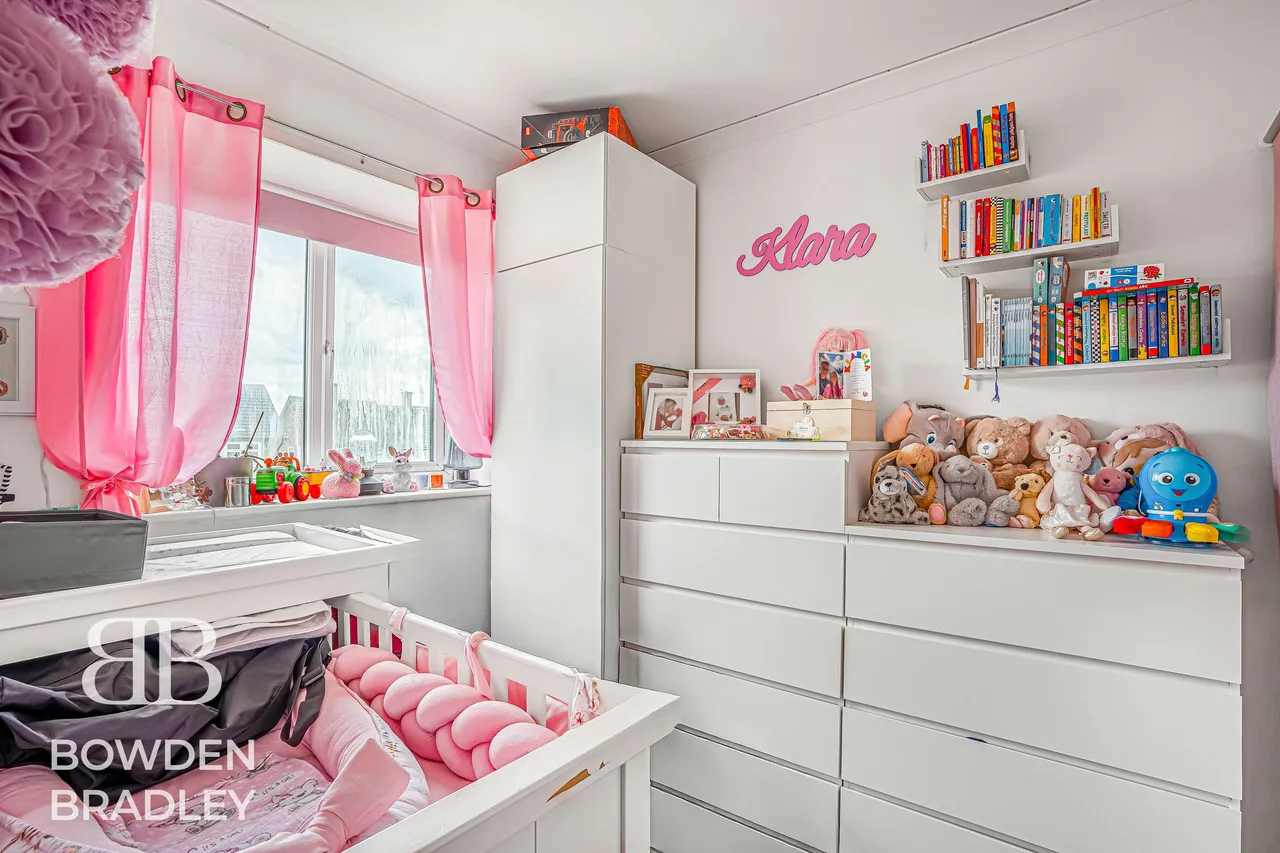 Brocket Way, Chigwell, IG7, photo 9
