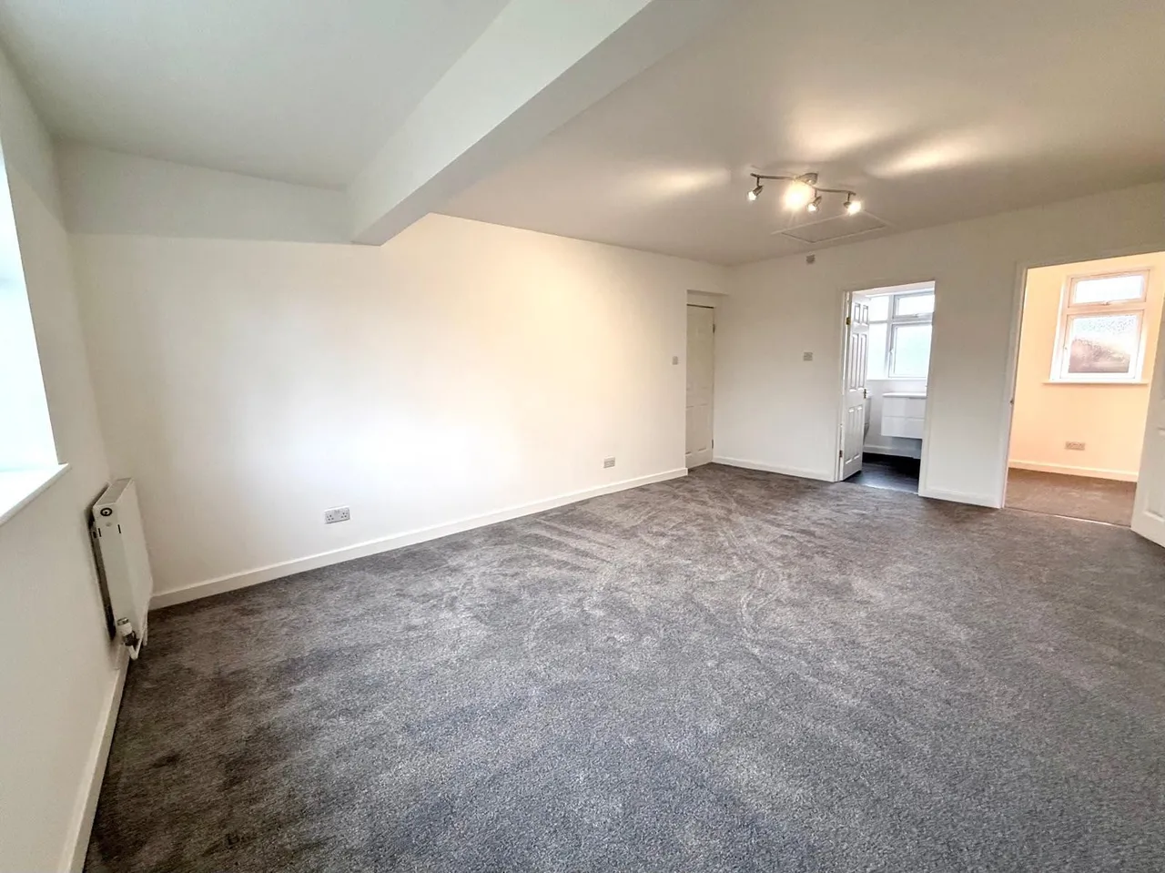 Wheatlands, Swindon, Wiltshire, SN25 1RL, photo 4