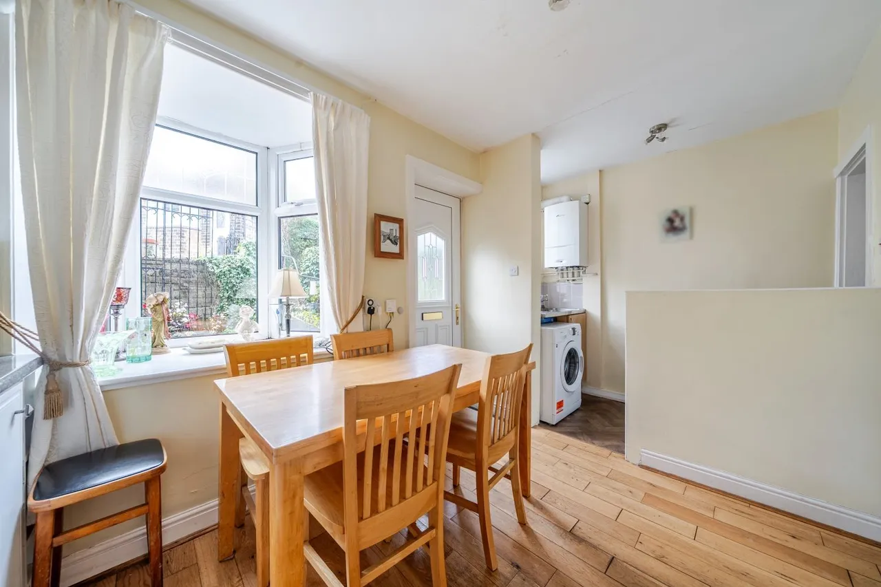 Woodroyd Gardens, Luddendenfoot, HX2, photo 2
