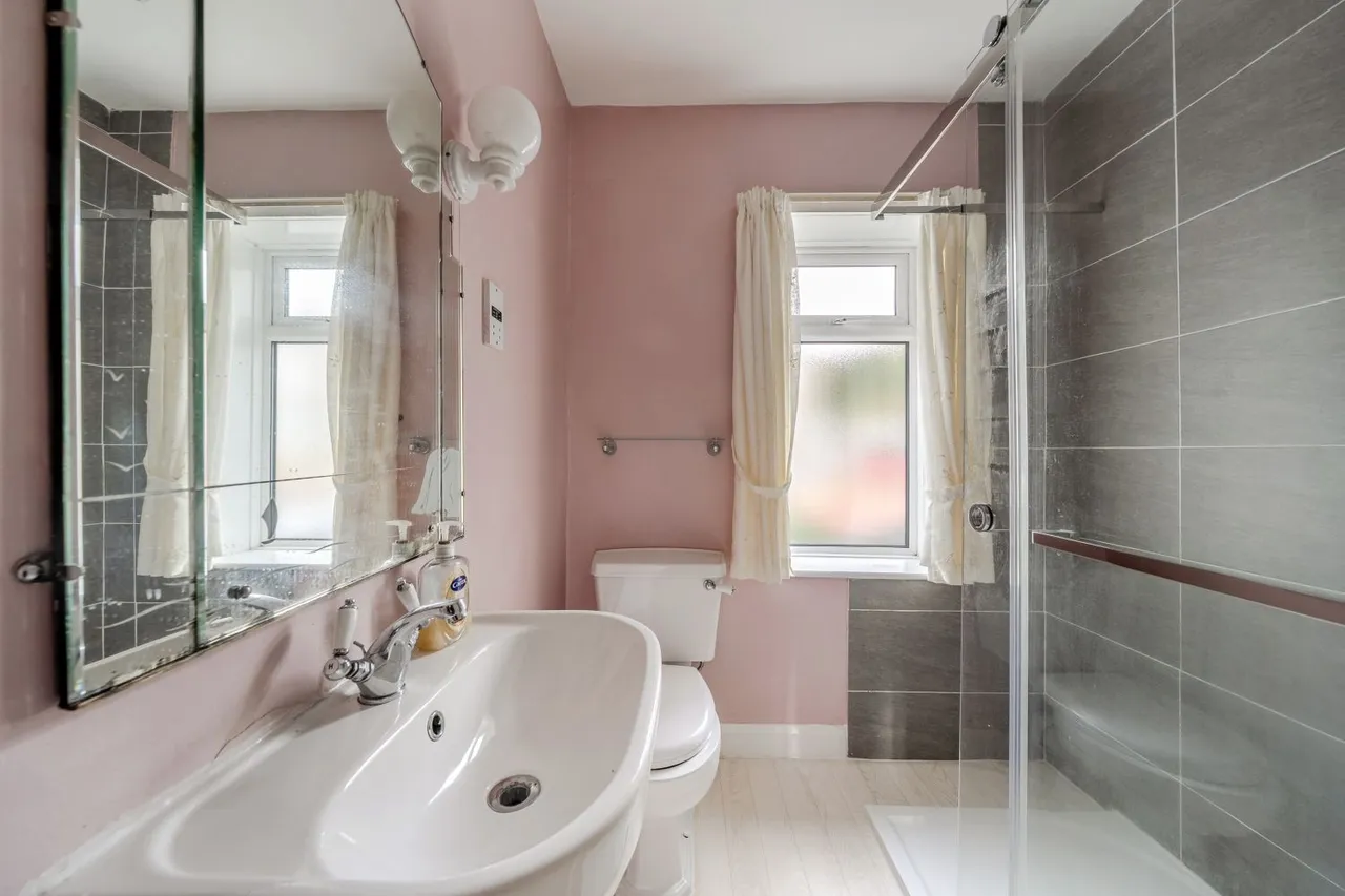Woodroyd Gardens, Luddendenfoot, HX2, photo 14