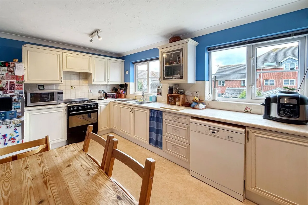 Littlehampton, BN17, photo 17