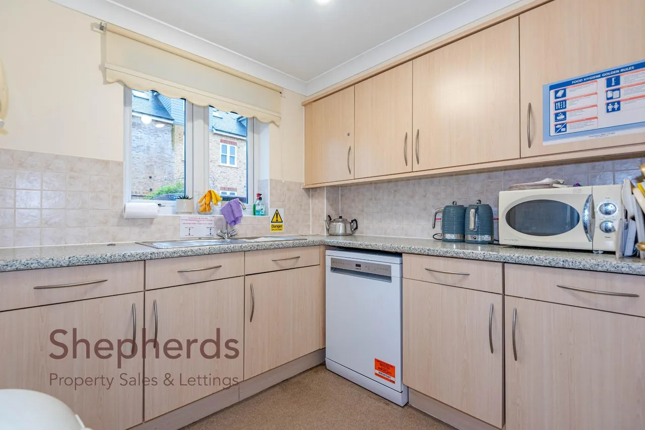 Brocket Road, Hoddesdon, EN11, photo 18
