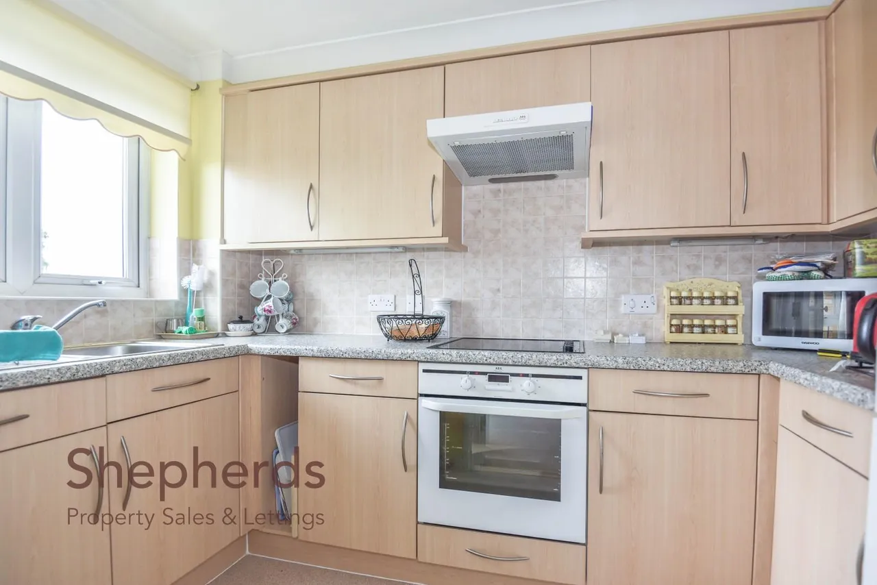 Brocket Road, Hoddesdon, EN11, photo 6