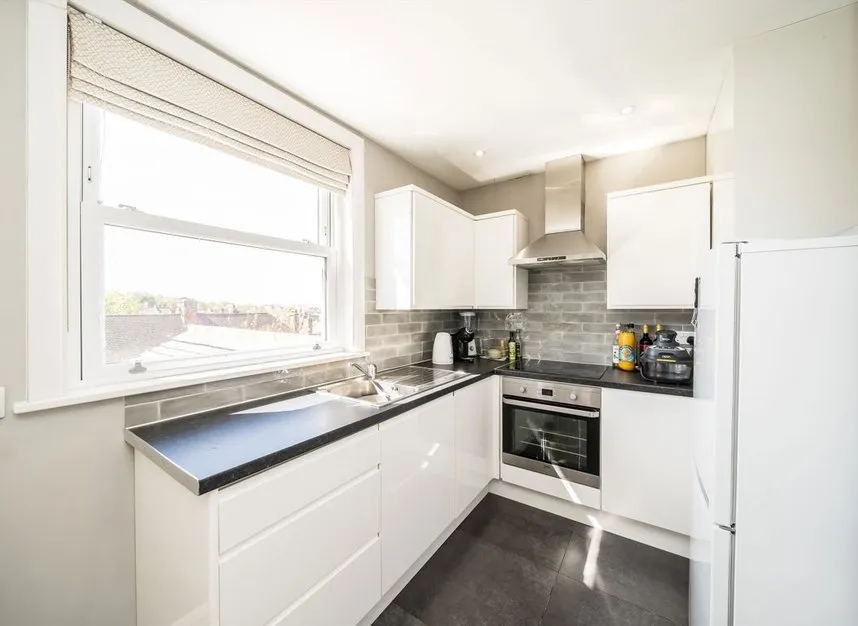 Downton Avenue, Streatham Hill, SW2, photo 3