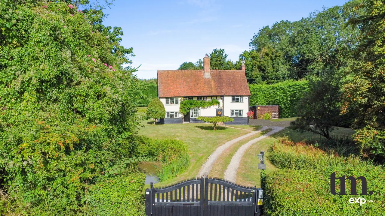 Smiths Green, Takeley, Bishop's Stortford, CM22 6NR, photo 2