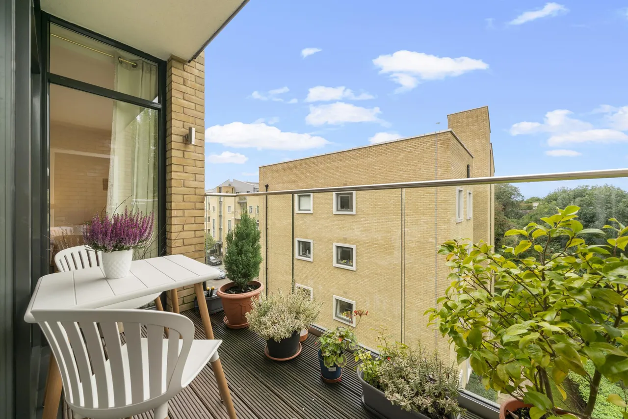 Frazer Nash Close, Isleworth, TW7, photo 4