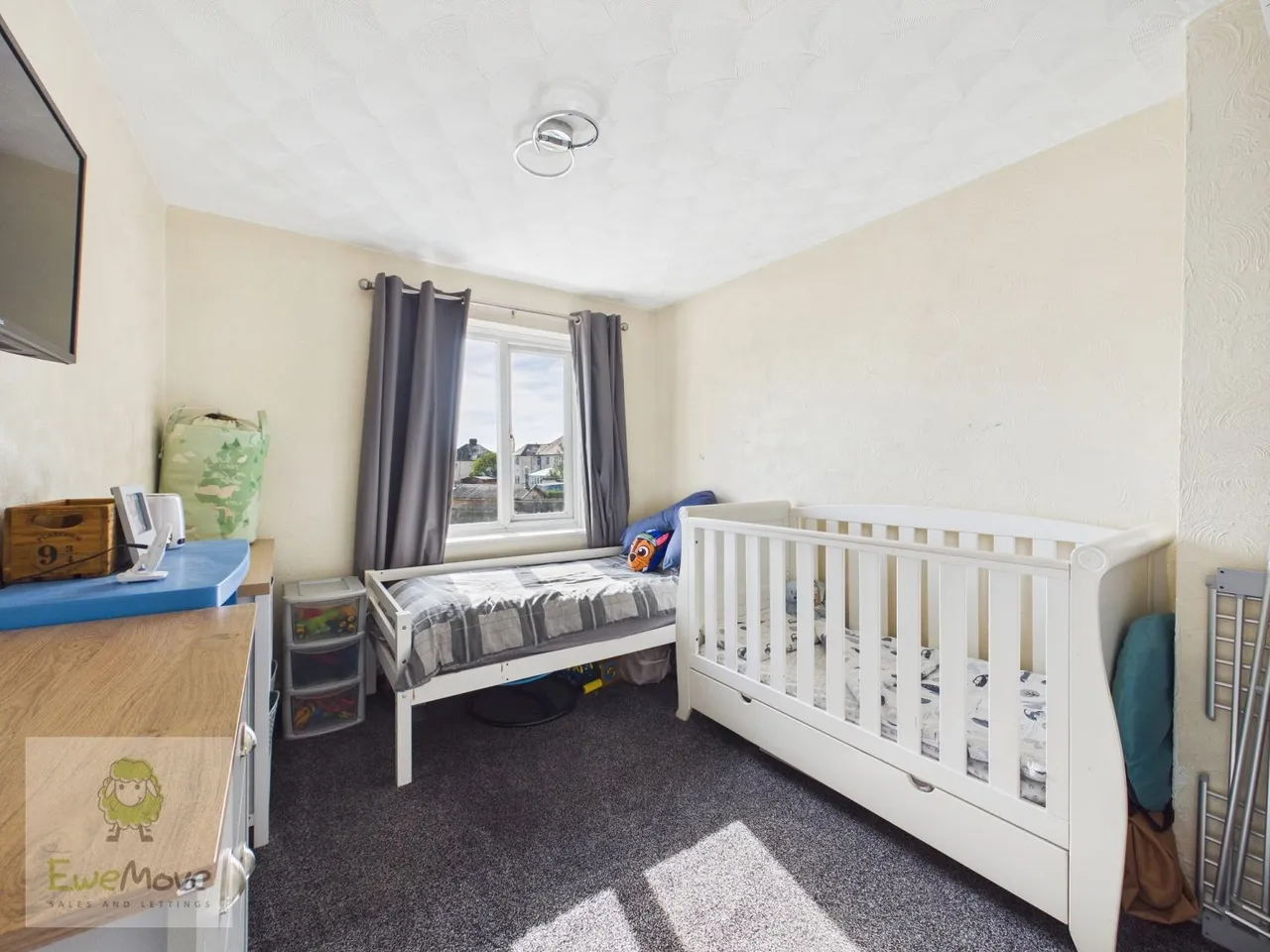 Cedar Road, Strood, ME2, photo 9