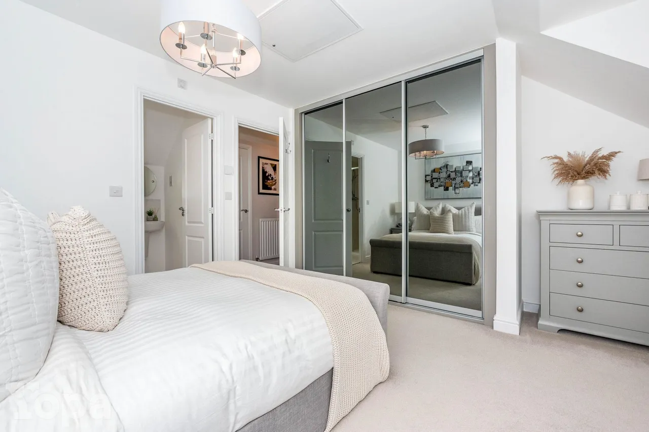 Emmeline Avenue, Swanscombe, DA10, photo 12