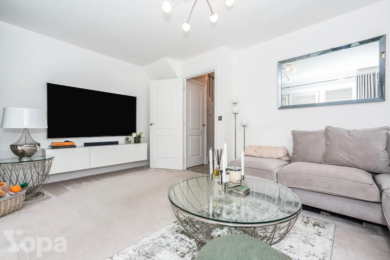 Emmeline Avenue, Swanscombe, DA10, photo 6