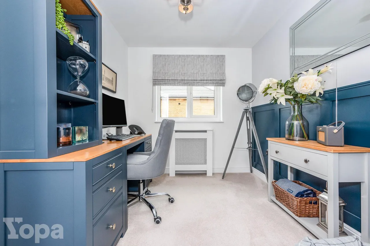 Emmeline Avenue, Swanscombe, DA10, photo 16
