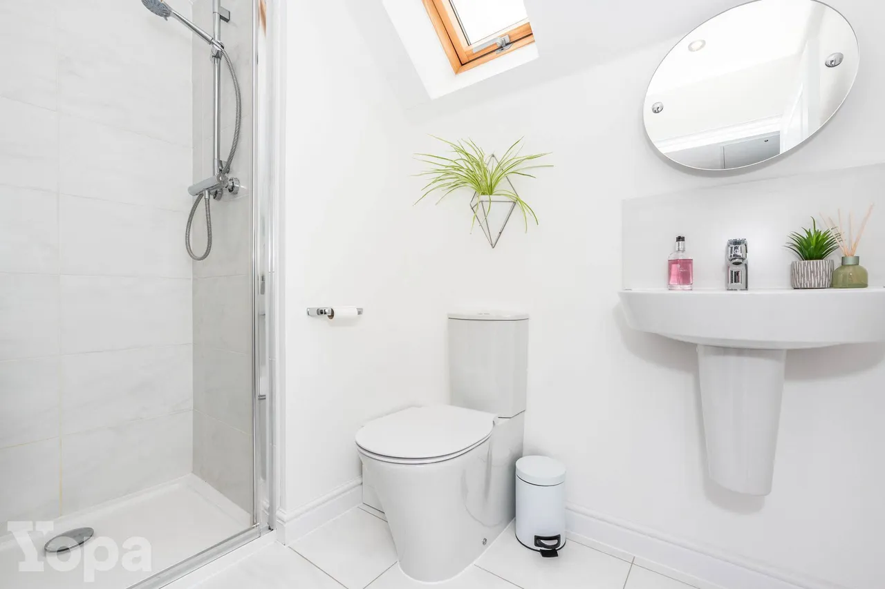 Emmeline Avenue, Swanscombe, DA10, photo 13