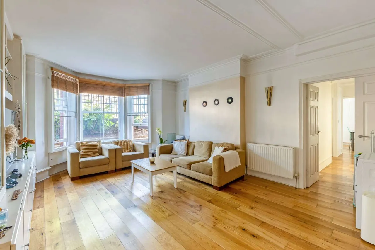 Kenilworth Court, Lower Richmond Road, Putney, London, SW15 1EW, photo 2