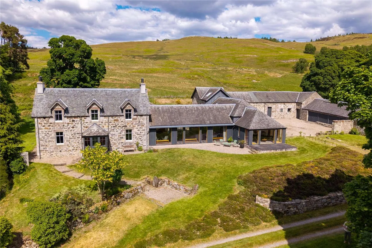 7 bed house for sale — Pitlochry, Perth and Kinross, PH16 5RN