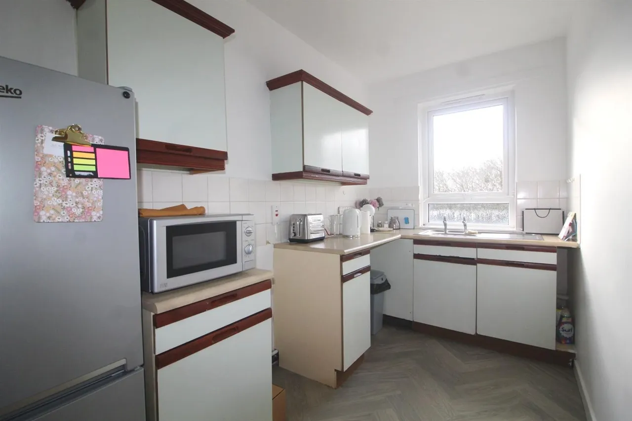 Potters Lane, Barnet EN5 5BA, photo 7