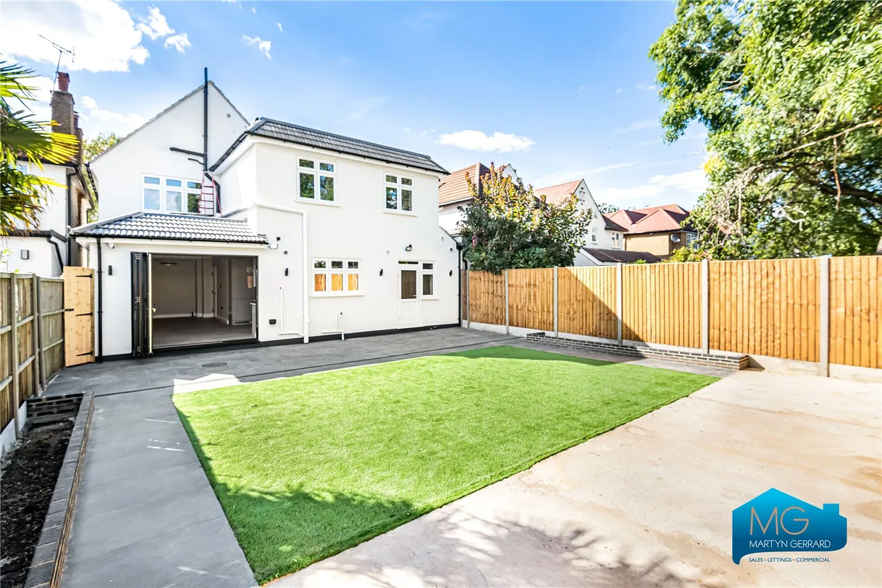 Beech Walk, London, NW7, photo 38