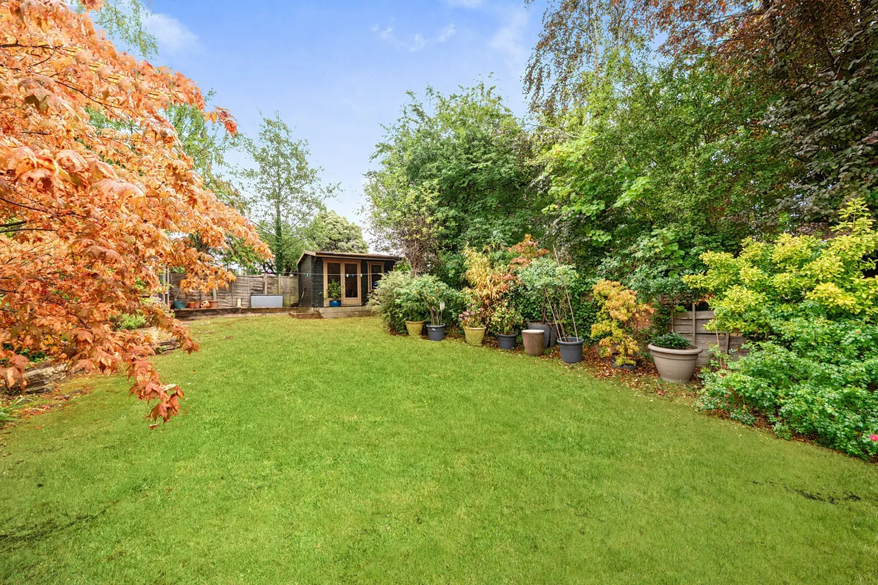 Highland Road, Northwood, HA6, photo 21