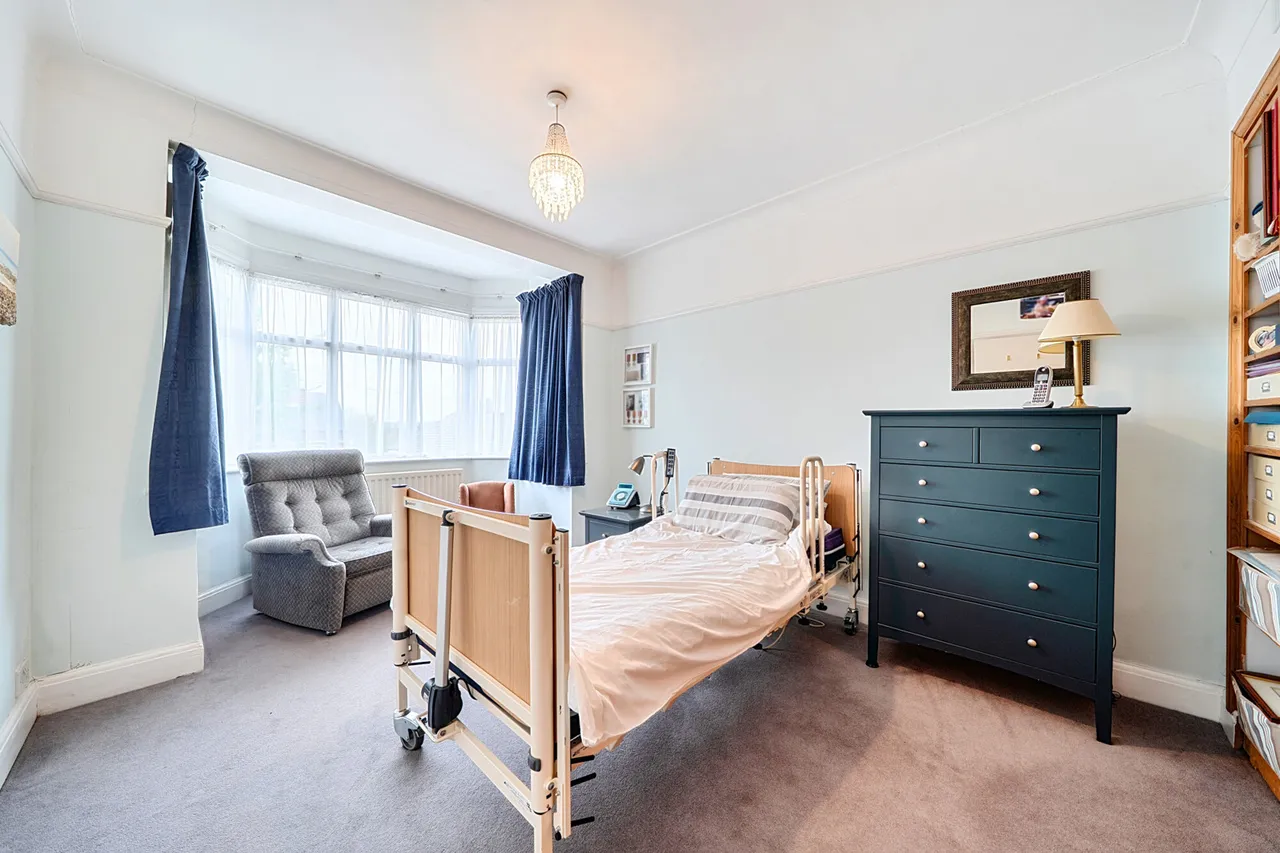 Highland Road, Northwood, HA6, photo 12