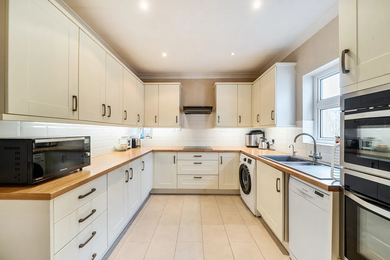 Highland Road, Northwood, HA6, photo 8