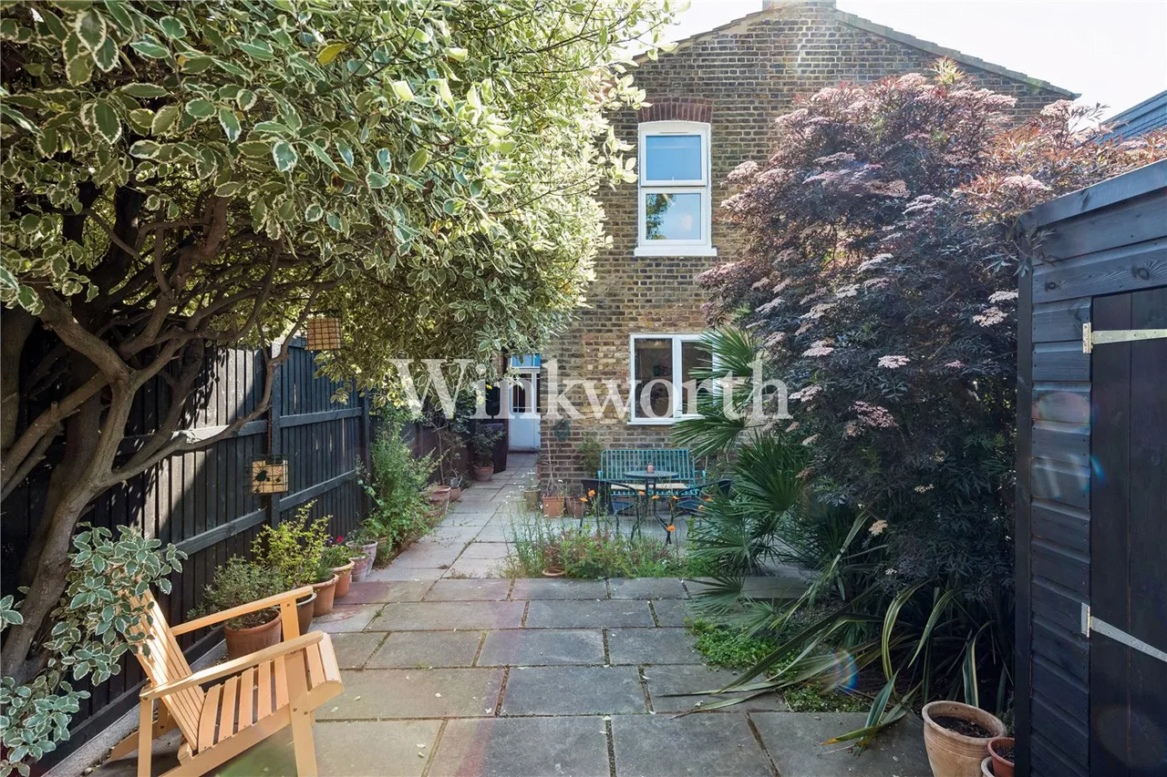 Gloucester Road, London, N17, photo 8