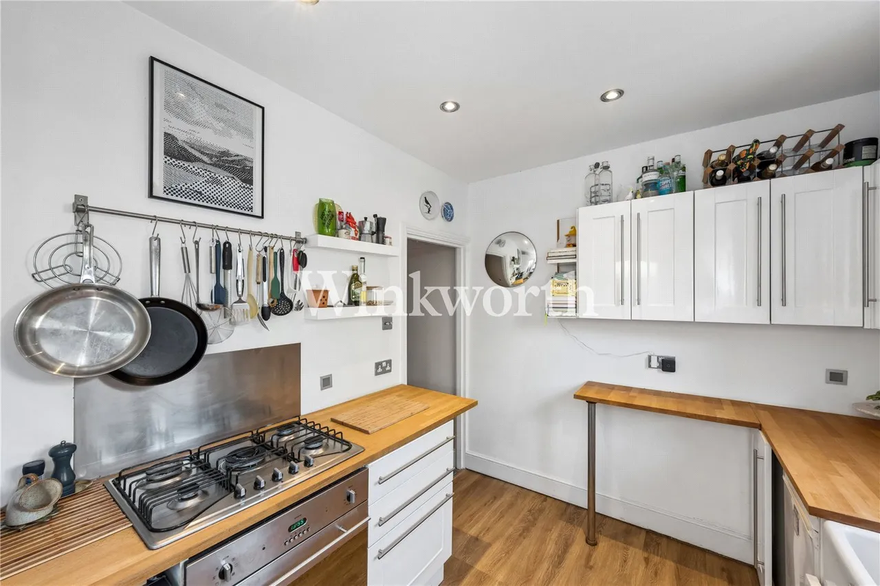 Gloucester Road, London, N17, photo 11